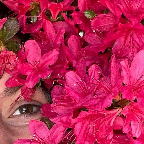 Meet your Posher, Jennifer - Picture 1 of 4